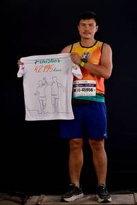 BIB: 42195, 42152, 45956
                            <button type="button" onclick="openModal(9297195)" class="btn btn-primary btn-sm float-right btn-popup" data-toggle="modal" data-target=".modal-high-quality">
                        <i class="fas fa-shopping-cart"></i> Add to Cart
                    </button>
                                            <button type="button" onclick="isThisMe(9297195, true)" class="btn btn-success btn-sm float-right btn-popup btn-isme hidden" data-toggle="tooltip" data-placement="bottom" title="นี่คือรูปของคุณใช่ไหม คลิกที่นี่เพื่อเอาเข้าอัลบั้ม">
                        <i class="fas fa-plus"></i> Add to album
                    </button>
                    <button type="button" onclick="isThisMe(9297195, false)" class="btn btn-warning btn-sm float-right btn-popup btn-isnotme hidden">
                        <i class="fas fa-ban"></i> Remove from album
                    </button>